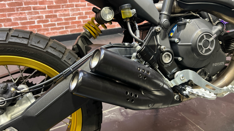 Ducati Scrambler Desert Sled - Red